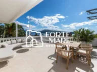 Sale, house, 294m², Herceg Novi, Crna Gora - image 1