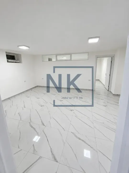 Izdavanje, jednosoban stan, 45m², Centar, Podgorica