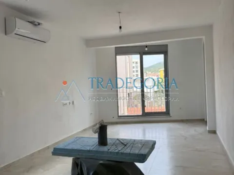 Prodaja, jednosoban stan, 50m², Bar, Crna Gora - image 17