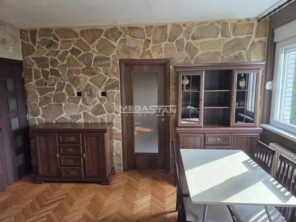 Prodaja, trosoban stan, 80m², Savski Venac, Beograd