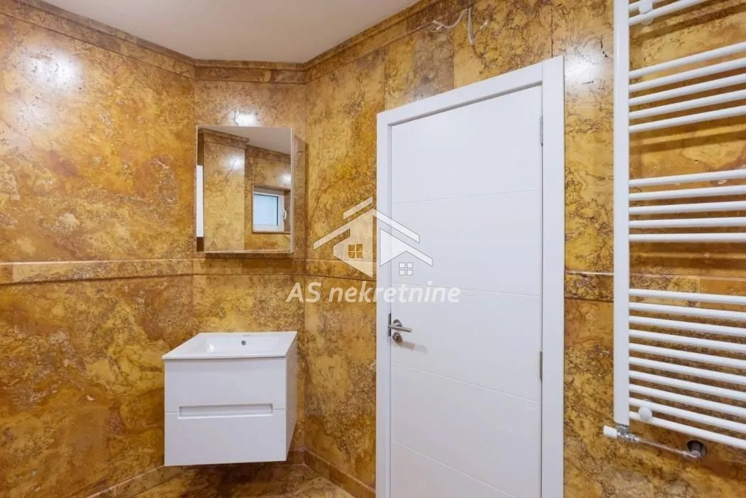 Izdavanje, kuća, 417m², Jajinci, Voždovac Sve Podlokacije