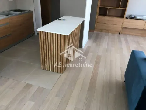 Izdavanje, trosoban stan, 86m², Novi Beograd Blok 67, Novi Beograd Sve Podlokacije - image 8