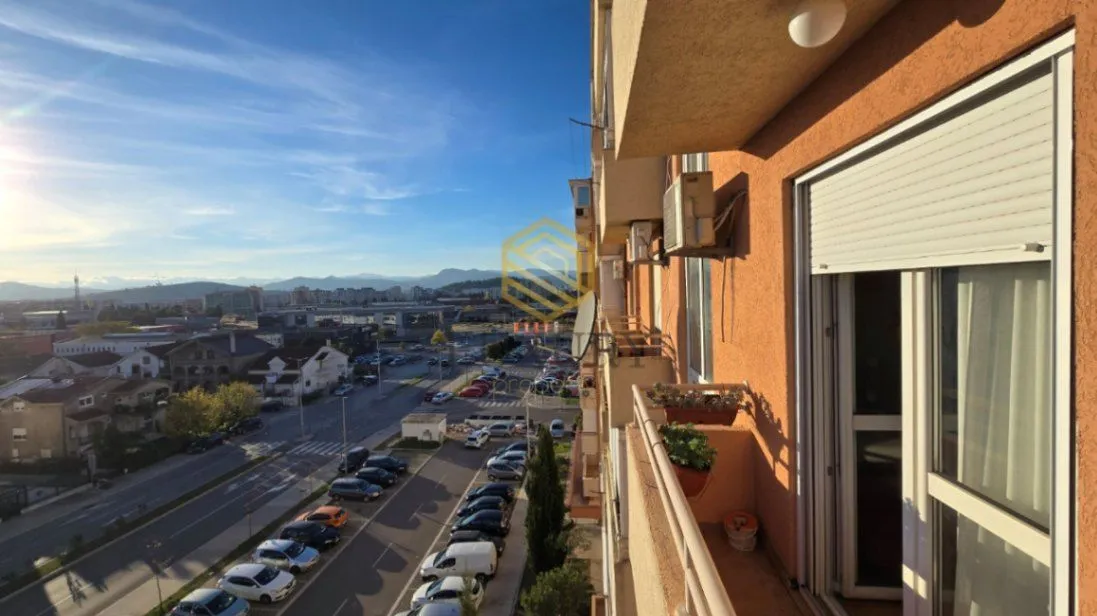 Rent, studio apartment, 30m², Stari Aerodrom, Podgorica