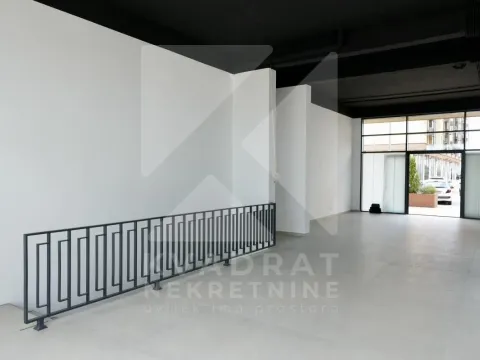 Izdavanje, poslovni prostor, 200m², New City, Podgorica - image 6