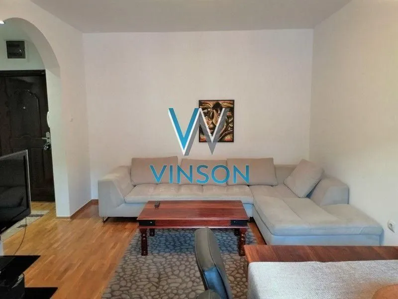 Izdavanje, dvosoban stan, 47m², Centar, Novi Sad