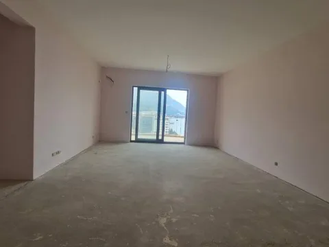 Sale, two bedroom apartment, 146m², Bečići, Budva - image 1