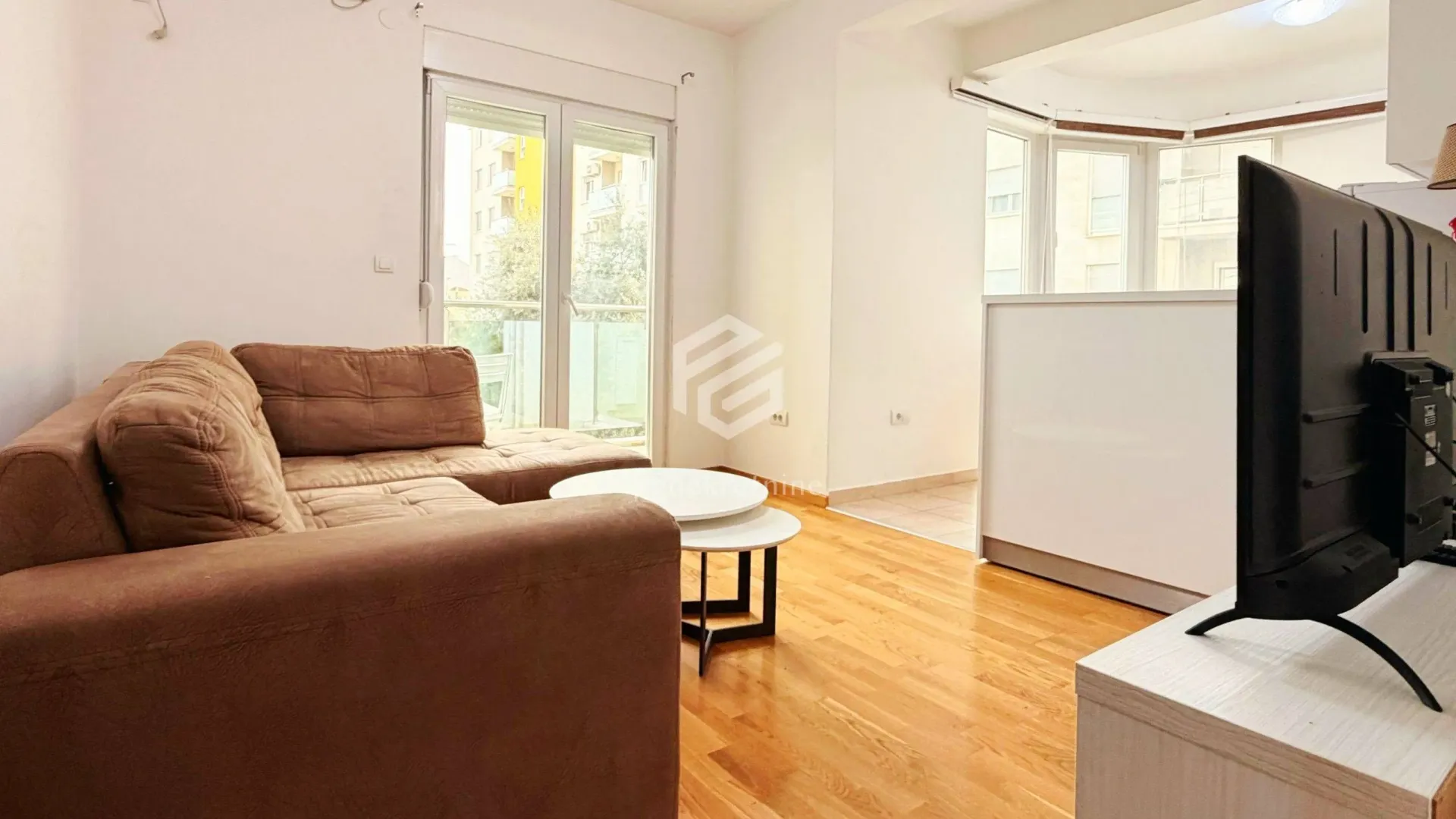 Prodaja, jednosoban stan, 42m², Pobrežje, Podgorica