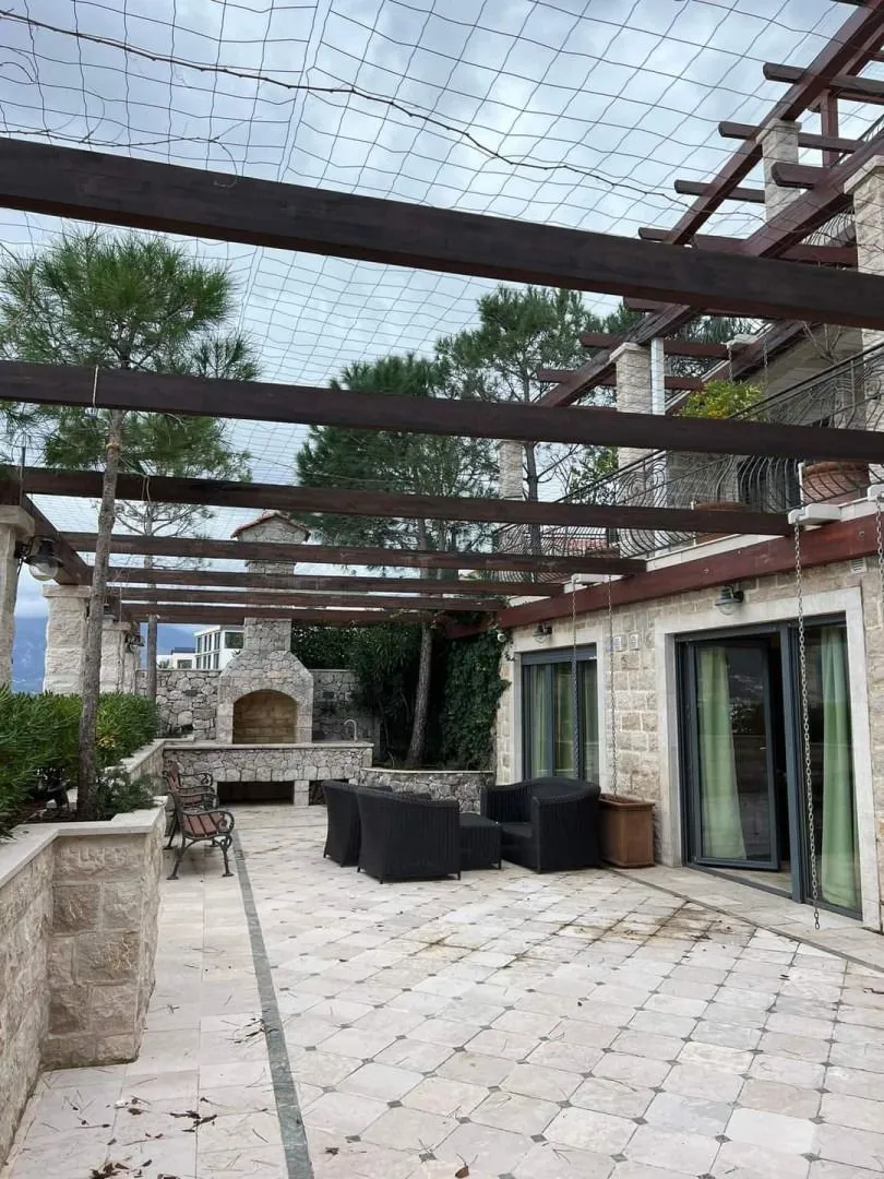 Prodaja, kuća, 252m², Krašići, Tivat