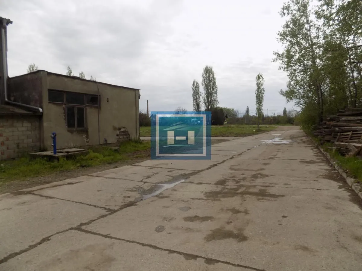 Sale, office space, 1180m², Žabare, Paraćin