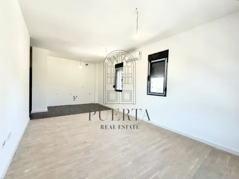 Rent, one bedroom apartment, 44m², Tološi, Podgorica - image 4