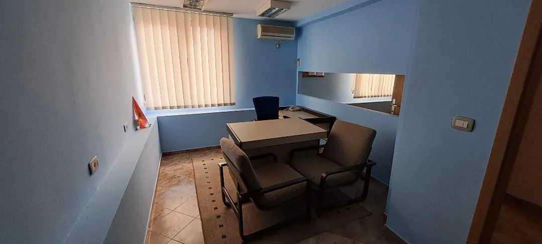 Prodaja, poslovni prostor, 35m², Centar, Bar