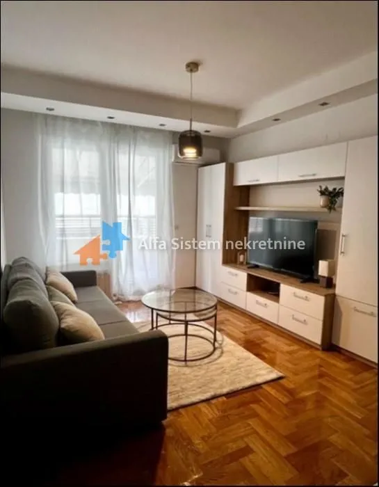 Rent, two bedroom apartment, 50m², Slavija, Vračar Sve Podlokacije