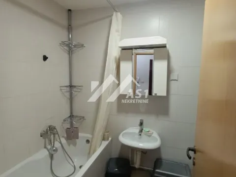 Izdavanje, trosoban stan, 60m², Nova Detelinara, Novi Sad Sve Podlokacije - image 8