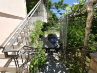 Prodaja, kuća, 302m², Zlatica, Podgorica - image 11