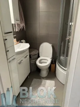 Prodaja, jednosoban stan, 38m², City Kvart, Podgorica - image 7