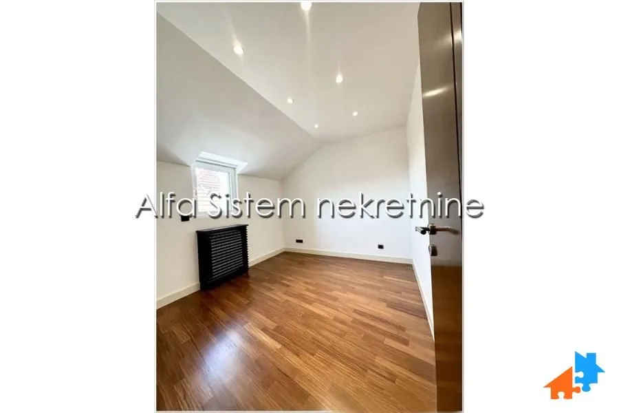Prodaja, četvorosoban stan, 147m², Banovo Brdo, Beograd