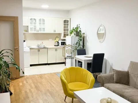 Rent, one bedroom apartment, 50m², Tuški Put, Podgorica - image 5
