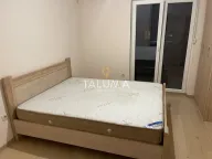 Izdavanje, trosoban stan, 100m², City Kvart, Podgorica - image 8