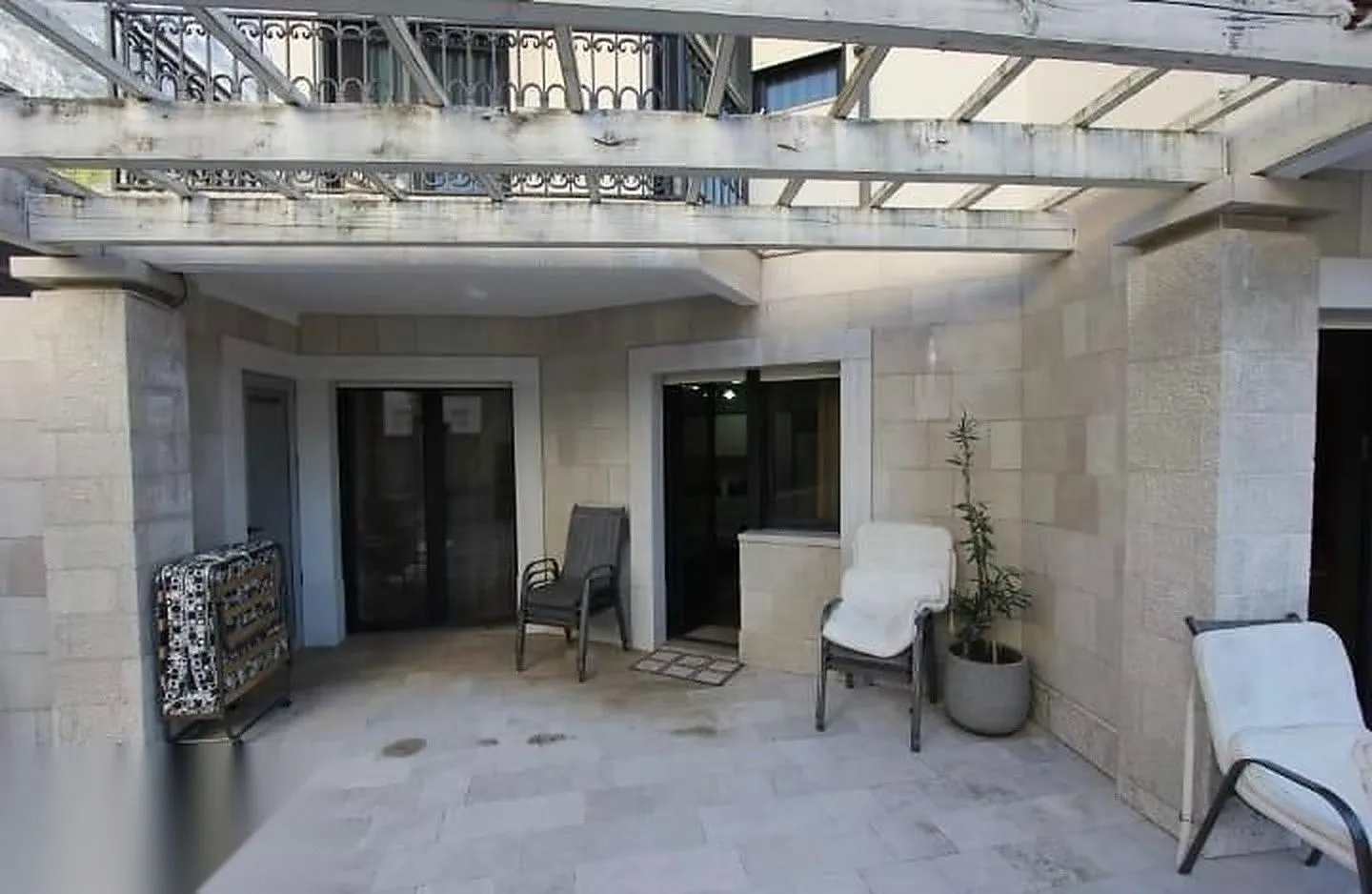 Prodaja, trosoban stan, 95m², Dobrota, Kotor