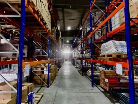 Izdavanje, poslovni prostor, 1201m², Kudeljarski Nasip, Pančevo - image 11