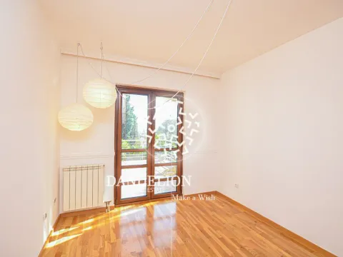 Izdavanje, trosoban stan, 110m², Gorica C, Podgorica - image 7