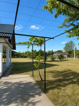 Izdavanje, kuća, 100m², Golubovci, Podgorica - image 2