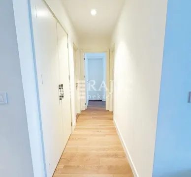 Rent, three bedroom apartment, 73m², Savski Venac, Beograd - image 9