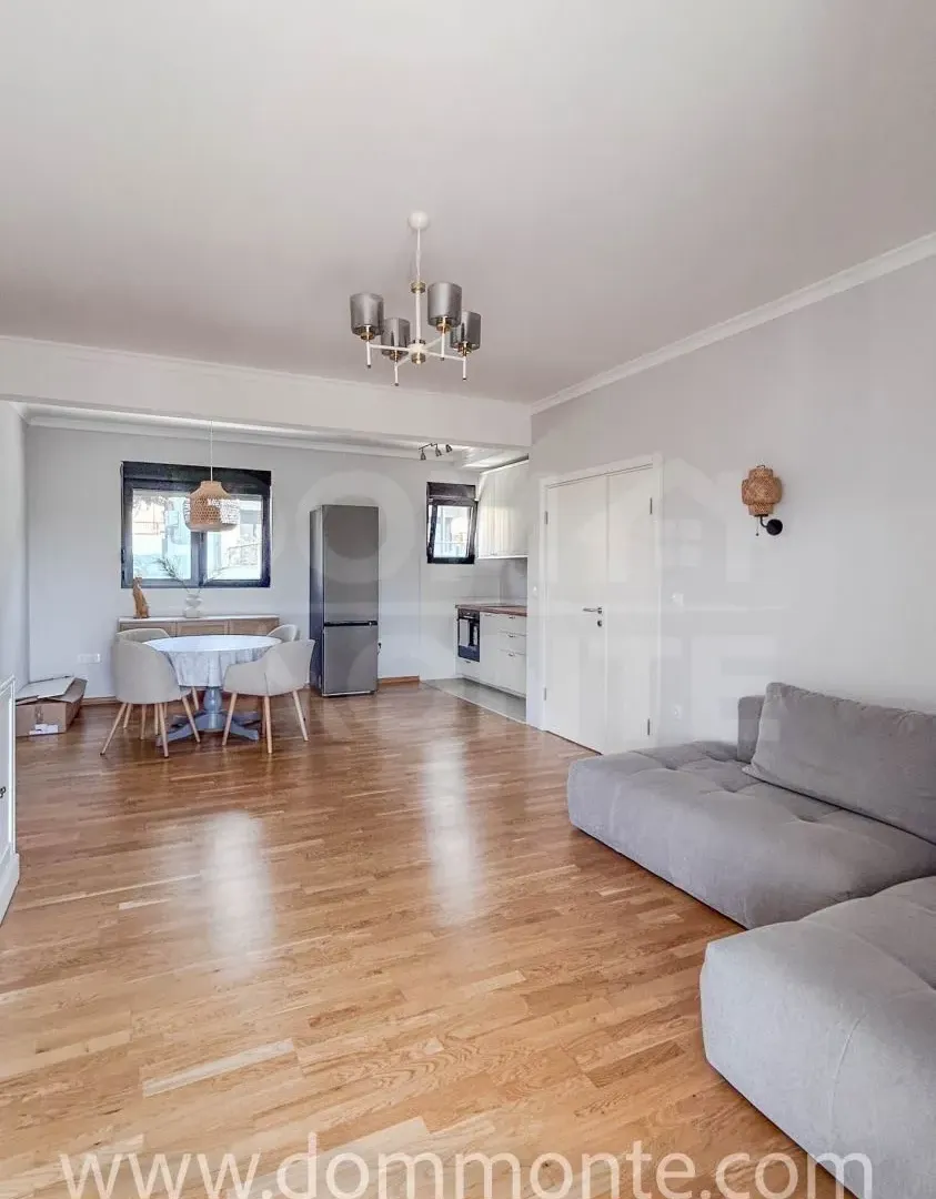 Rent, three bedroom apartment, 77m², Pod Kuk, Tivat