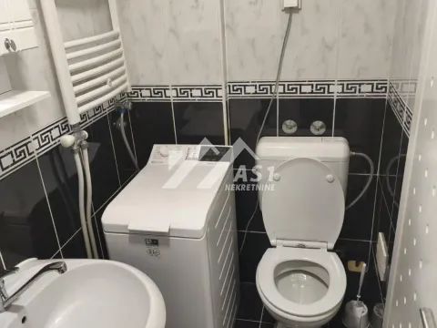 Izdavanje, jednosoban stan, 27m², Bulevar Evrope, Novi Sad Sve Podlokacije - image 6