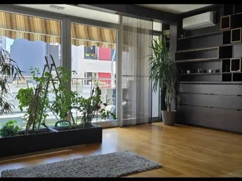 Izdavanje, četvorosoban stan, 134m², Spens, Novi Sad Sve Podlokacije - image 2