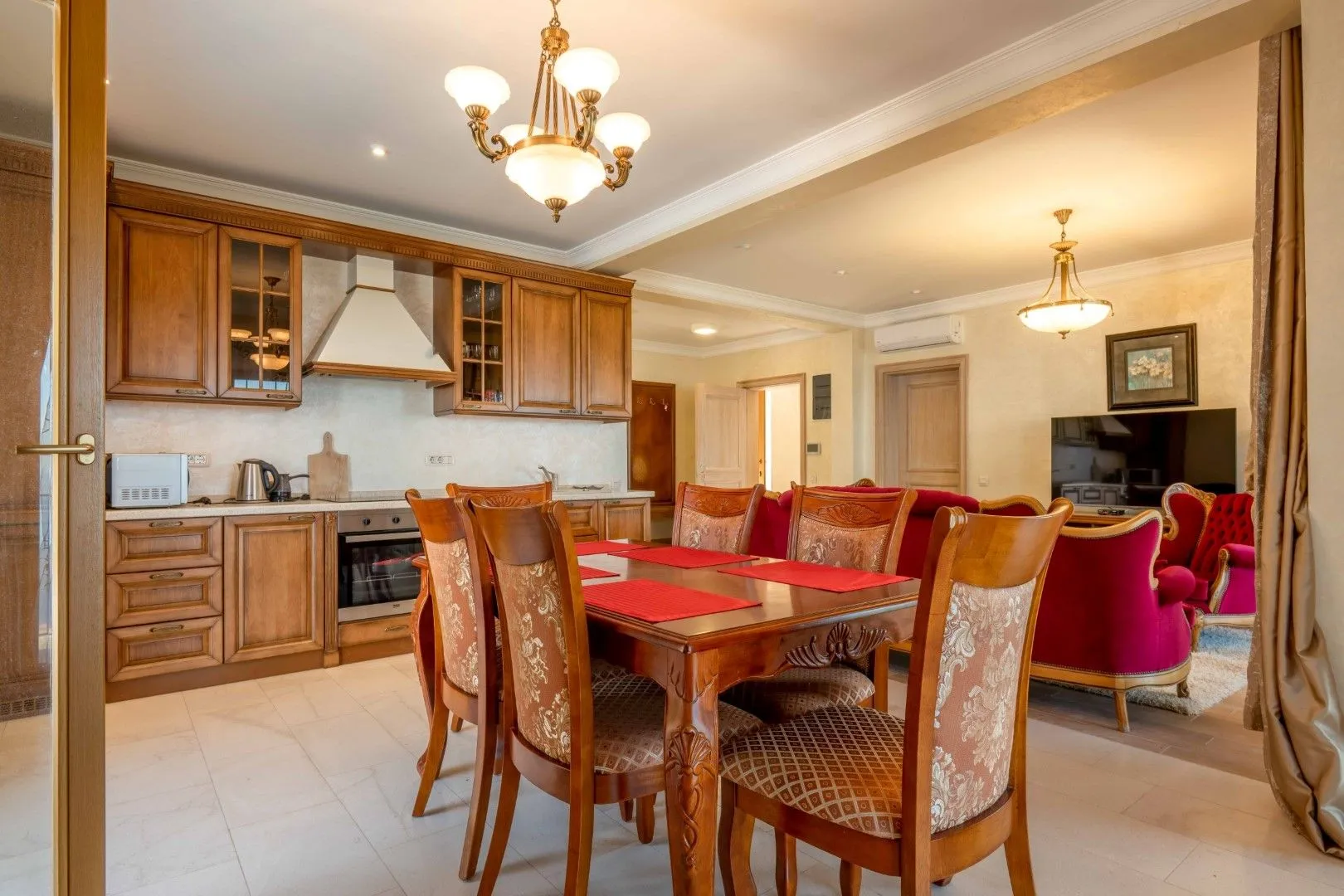 Sale, house, 317m², Reževići, Budva