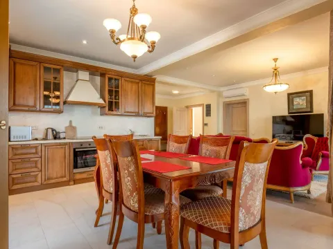 Prodaja, kuća, 317m², Reževići, Budva - image 15