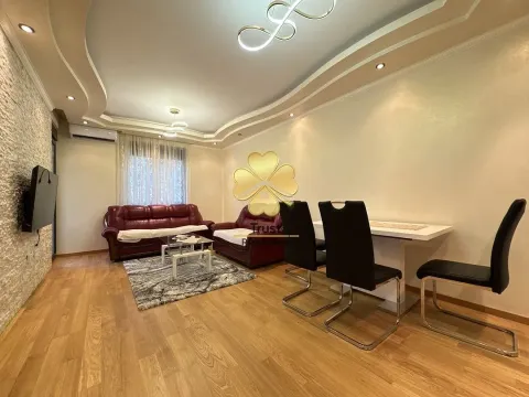 Izdavanje, jednosoban stan, 50m², City Kvart, Podgorica - image 2