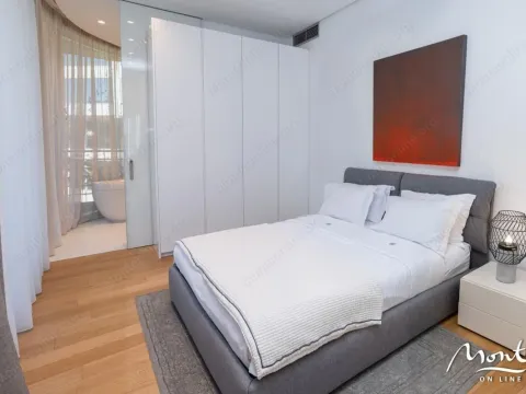 Prodaja, trosoban stan, 255m², Budva, Crna Gora - image 14