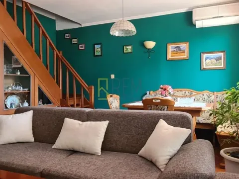 Prodaja, trosoban stan, 86m², Centar, Budva - image 5