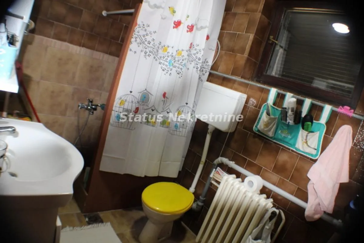 Prodaja, kuća, 264m², Petrovaradin, Novi Sad
