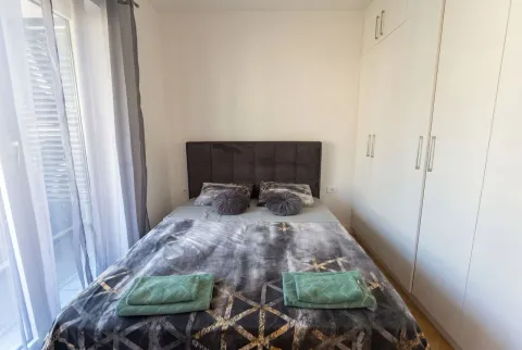 Izdavanje, jednosoban stan, 33m², Bečići, Budva - image 5