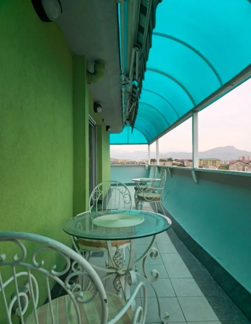 Prodaja, trosoban stan, 130m², Stari Aerodrom, Podgorica