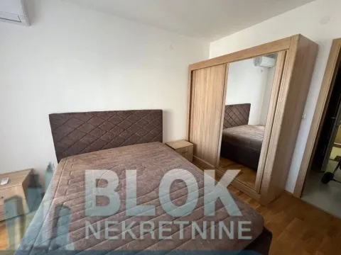 Izdavanje, jednosoban stan, 52m², Stari Aerodrom, Podgorica - image 7