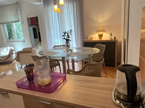 Izdavanje, dvosoban stan, 125m², Budva, Crna Gora - image 13