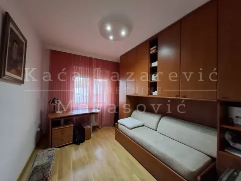 Prodaja, četvorosoban stan, 148m², Voždovac Sve Podlokacije, Beograd - image 9