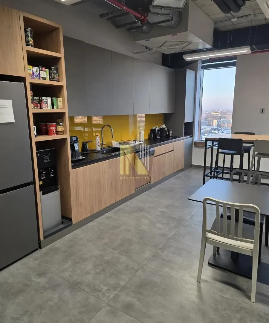 Rent, office space, 493m², Sajmište, Novi Sad