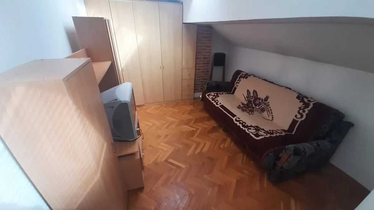 Izdavanje, jednosoban stan, 45m², Centar, Novi Sad