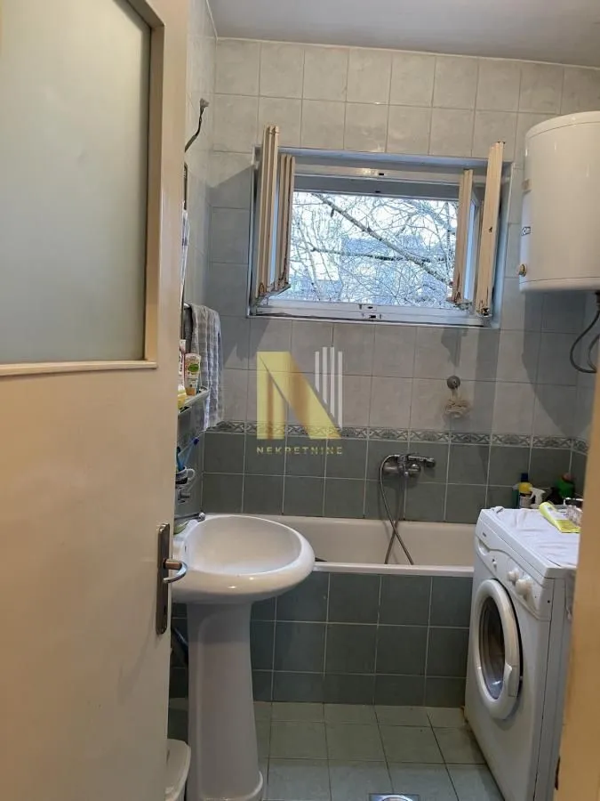 Prodaja, dvosoban stan, 58m², Centar, Novi Sad