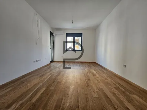 Izdavanje, stan, 53m², New City, Podgorica - image 3