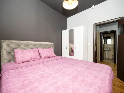 Izdavanje, jednosoban stan, 50m², Momišići, Podgorica - image 3