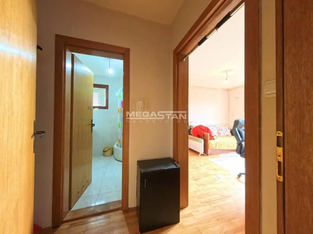Sale, two bedroom apartment, 55m², Mali Mokri Lug, Zvezdara Sve Podlokacije