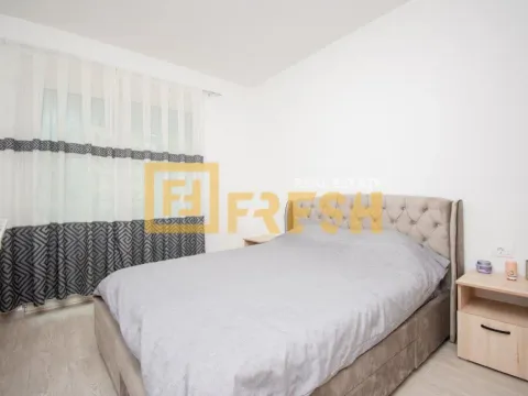 Sale, one bedroom apartment, 57m², Bečići, Budva - image 12