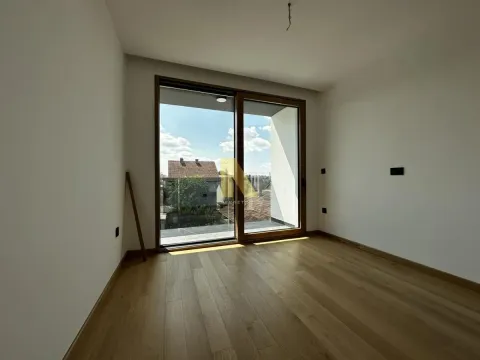 Prodaja, četvorosoban stan, 120m², Telep, Novi Sad Sve Podlokacije - image 15