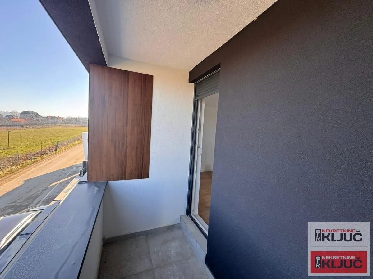 Prodaja, trosoban stan, 72m², Alibegovac, Petrovaradin